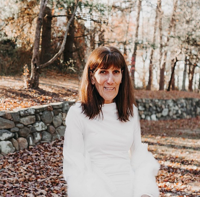 Obituary of Ann Marie Messenger