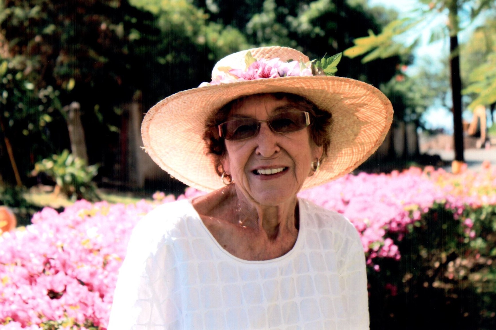Obituary of Alice Nadeen Hollenbeck - Penrod