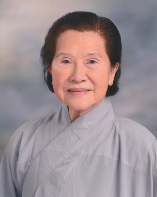 Obituary of Bong Thi Hua