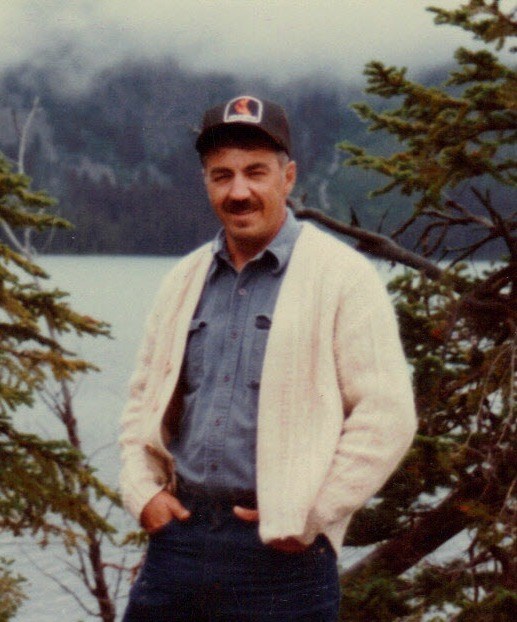 Avis de décès de John Sherwood Evasco