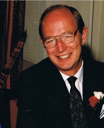 Obituary of David DW Wallace Bennett