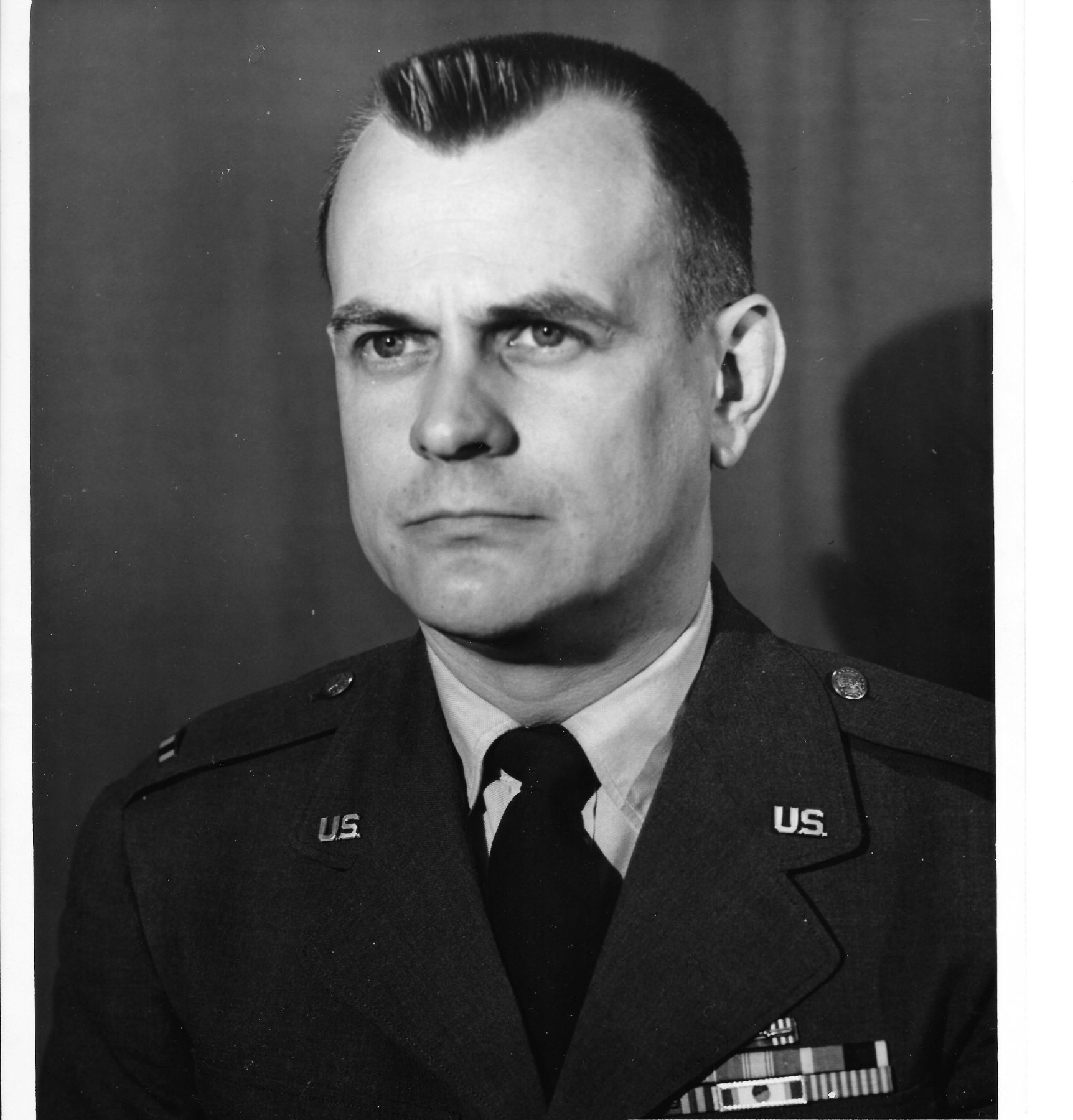 Obituary of ChiefWarrantOfficerCWO4 Robert J. Miller USAF (ret.)