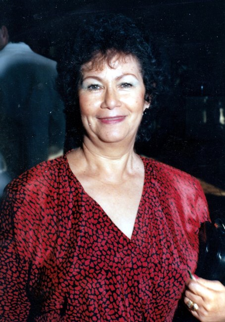 Obituary of Carmen Luz Medina