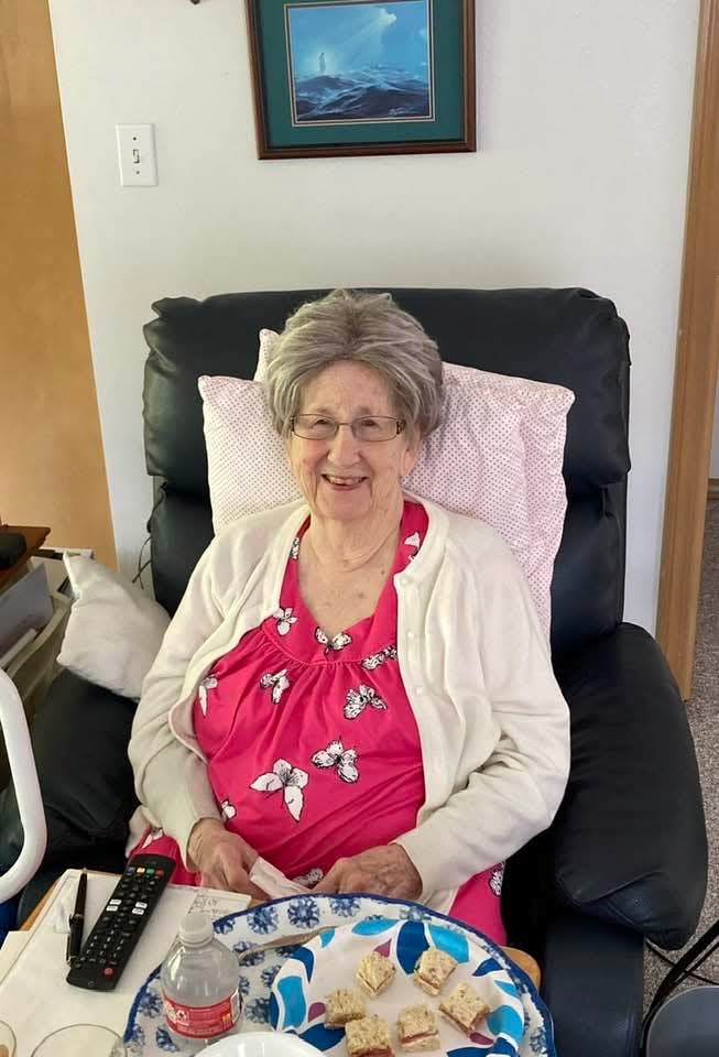 Obituary of Barbara Eva Bradford