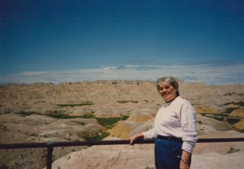 Obituary of Betty G. Houske