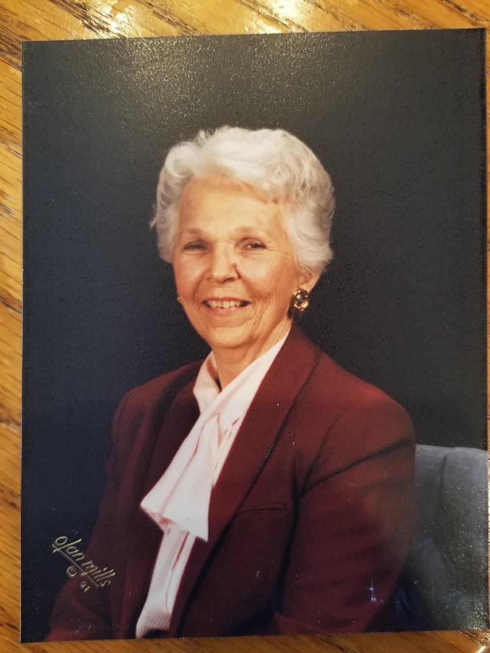 Obituary of Lillian "Tonta" Russell Hopson