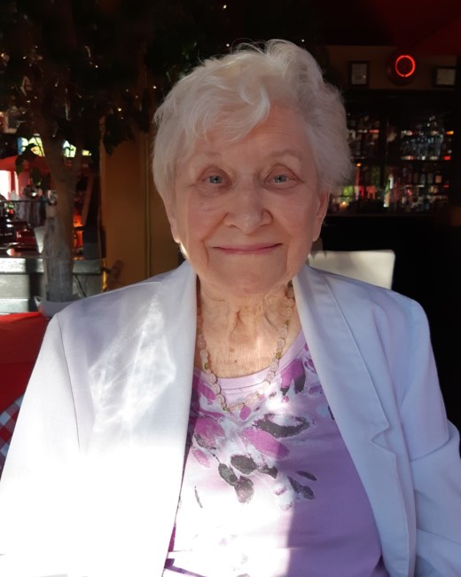 Obituary of Inga Mark Lawrence