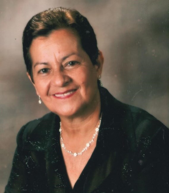 Obituary of Carmen "Negra" Lydia Cruz De León