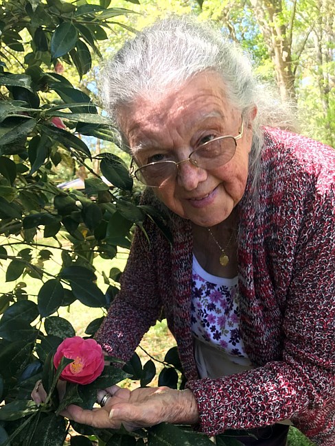 Obituary of Claire E. Lawson