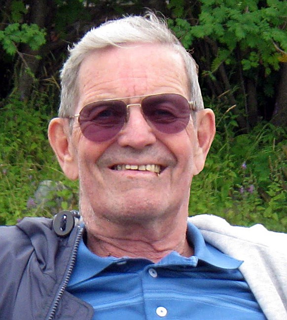 Obituary of Robert Dale Howe