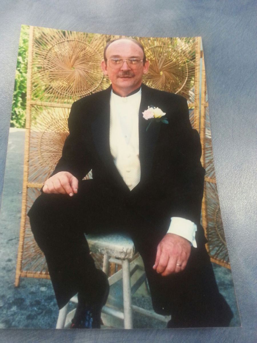 Obituary of Stephen E. Zoeller