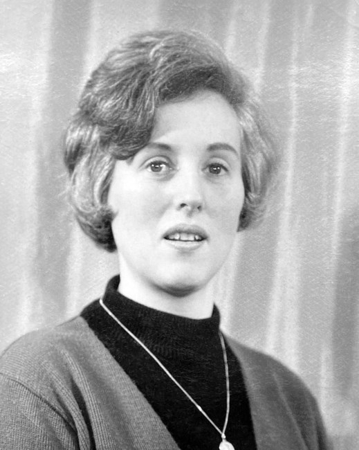 Obituary of Kathleen Yvonne Hinde