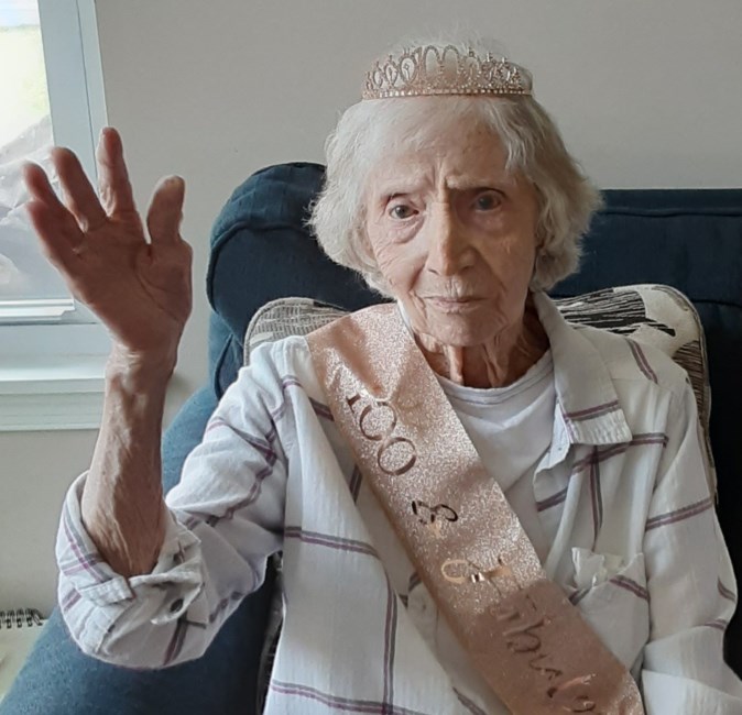 Obituary of Mildred B Quillen