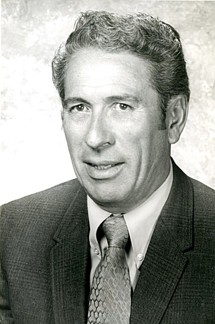 Obituary of Reymundo F. Gonzalez