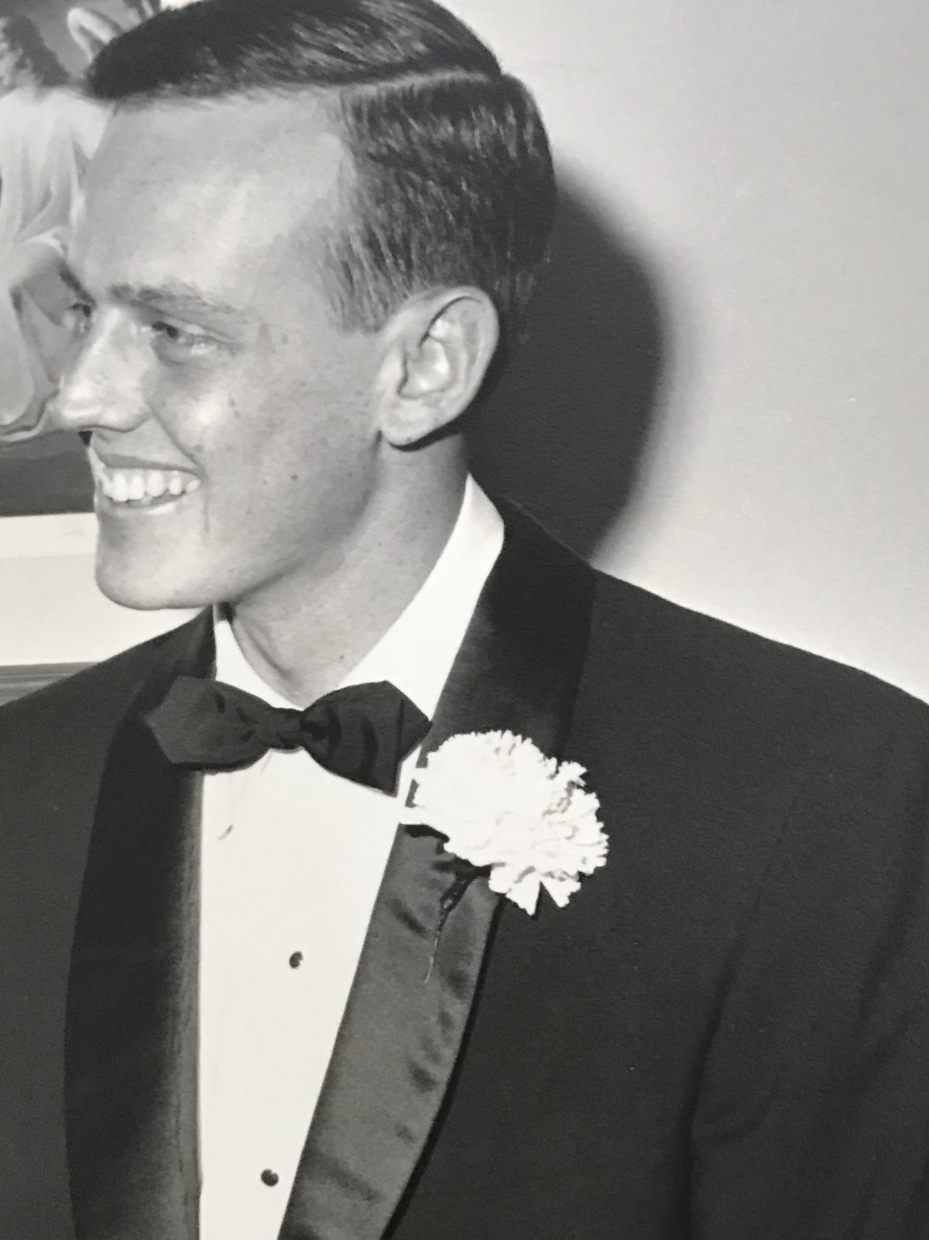 Avis de décès de Dr. David Burton Raine