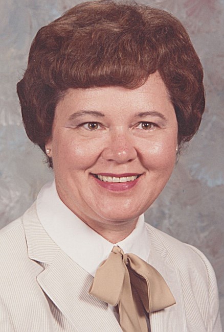 Obituario de Peggy M. Dugge