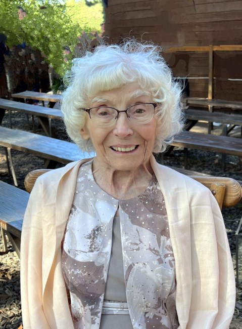 Obituary of Agnes Barbara Tomac