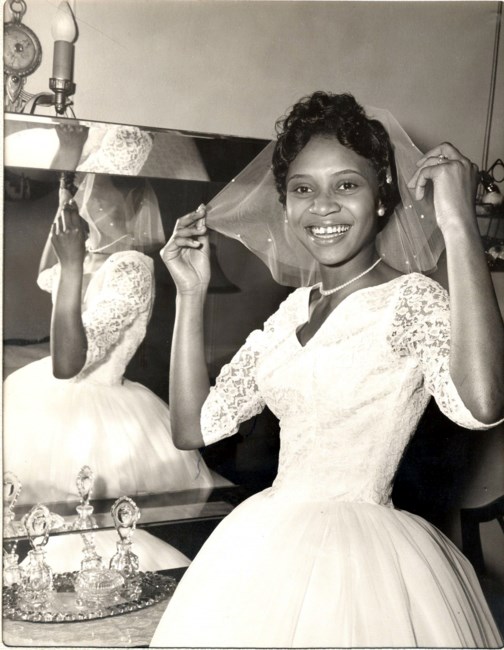 Obituary of Joan Lynch