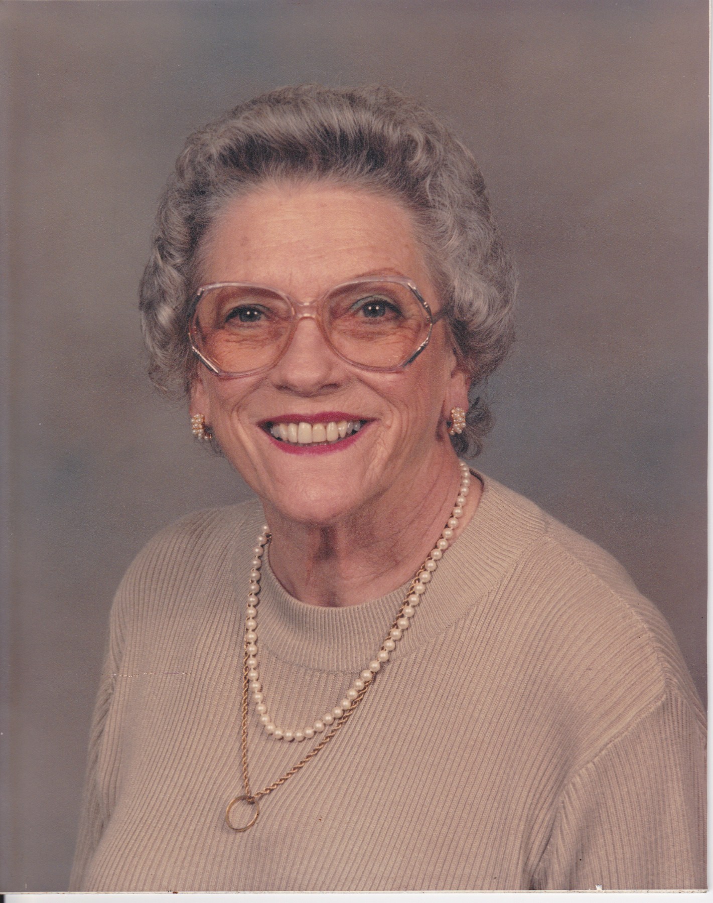 Obituary of Dee Ray