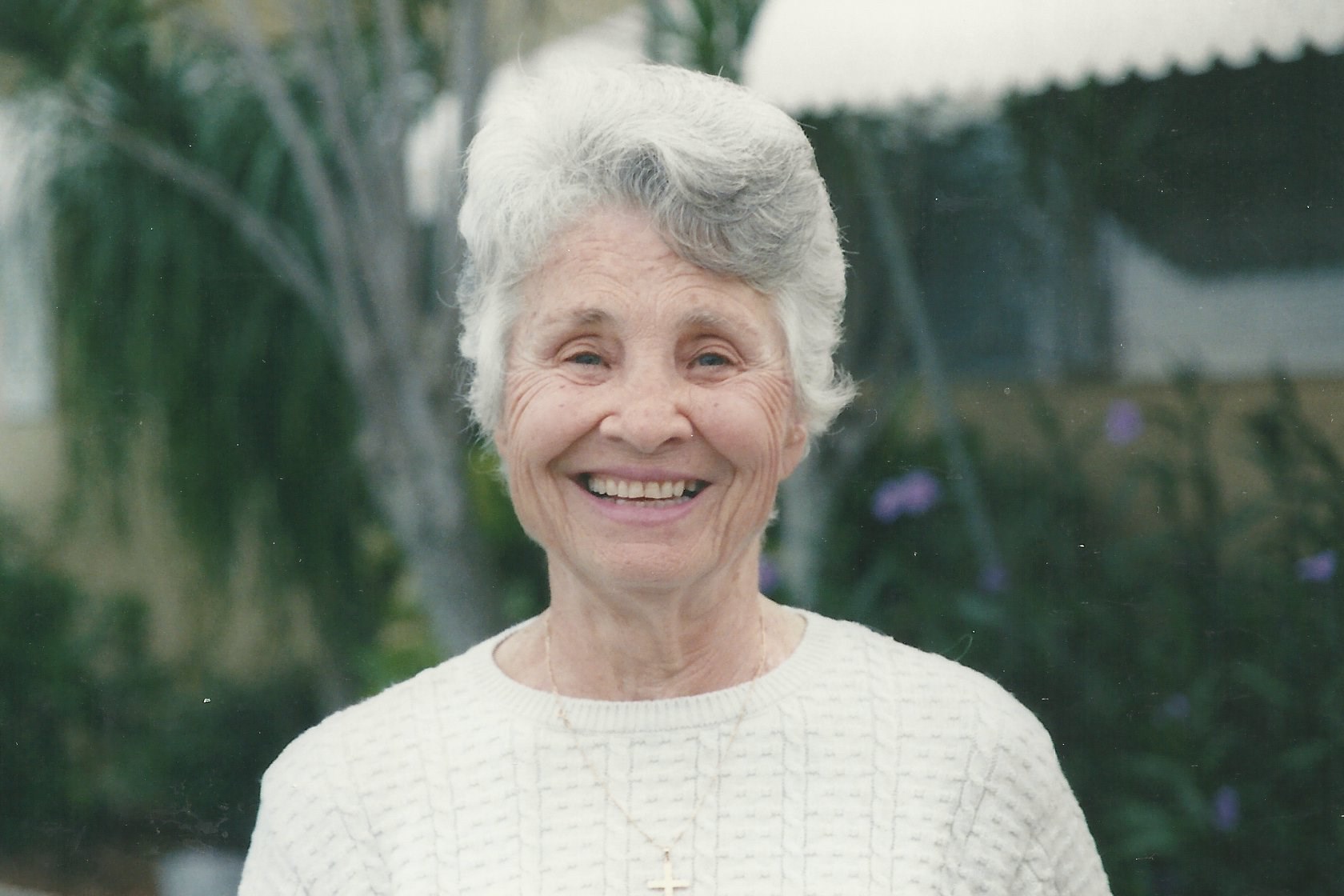 Obituary of Margaret Elizabeth Nicholas