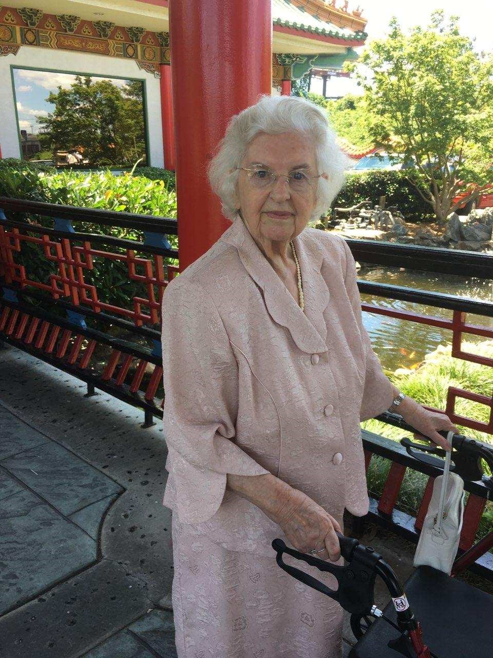 Obituary of Martha Marianne (Uhrmann) Burge