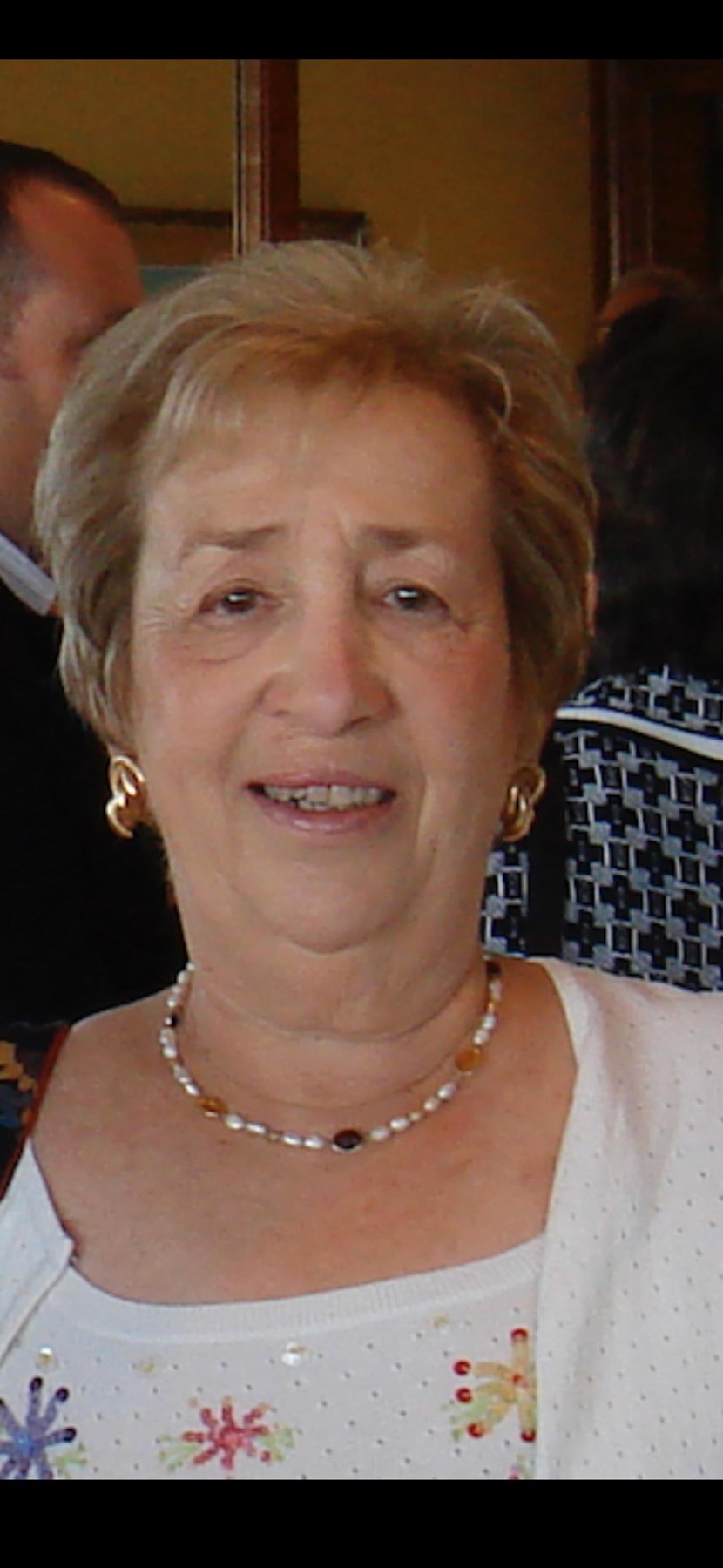 Obituary of Elaine Gold