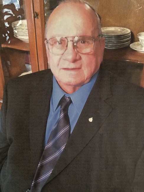 Obituary of Donald Moore