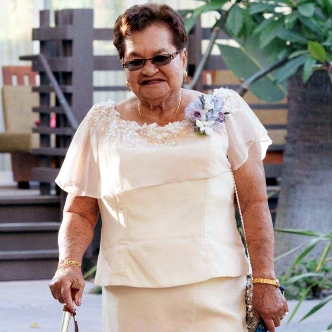 Obituary of Lourdes Noza