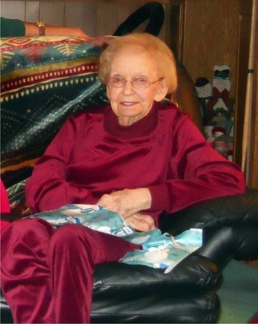 Obituary of Vivian Decker