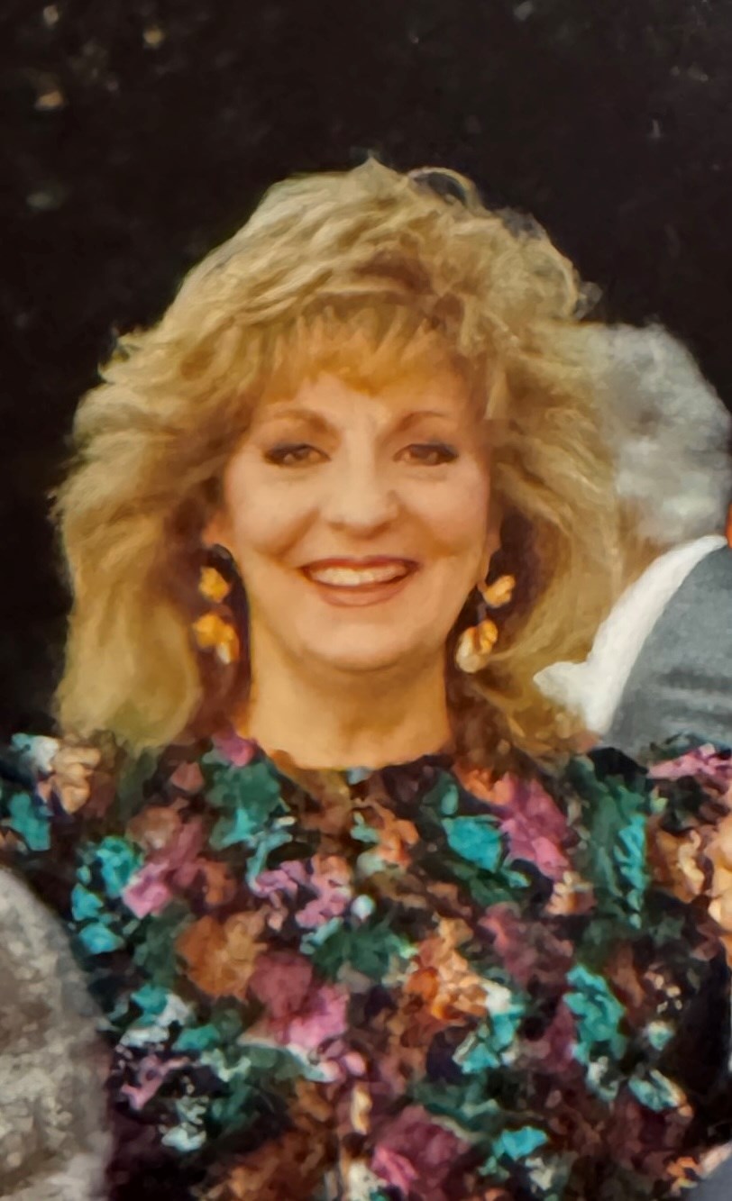 Obituary of Lois Anne Scaravelli