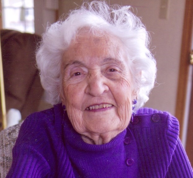 Obituary of Evelyn Farr