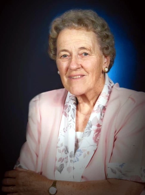Obituario de Margaret Jean Mercer-Emblen