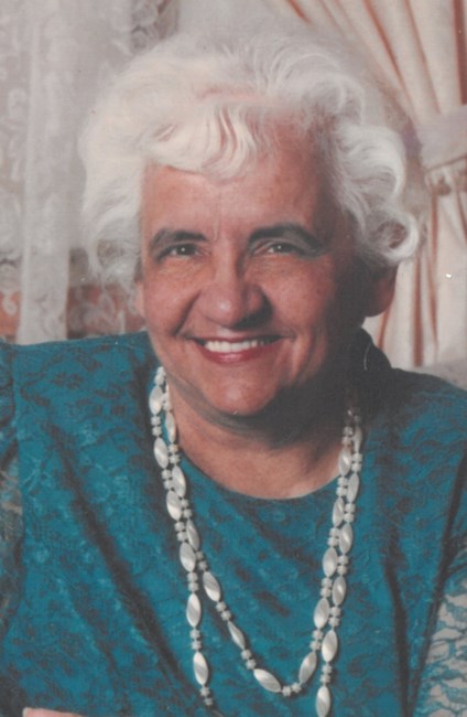 Obituario de Marjorie E. (Tavares) Stephenson