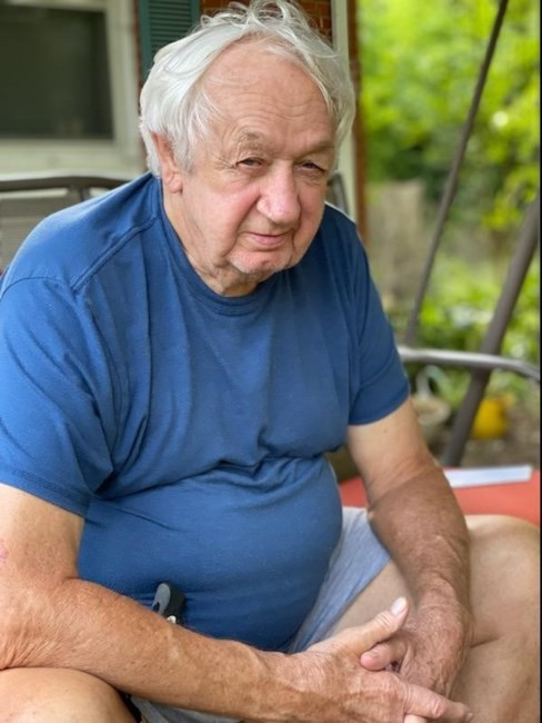 Obituary of Julian "Wayne" Saxon