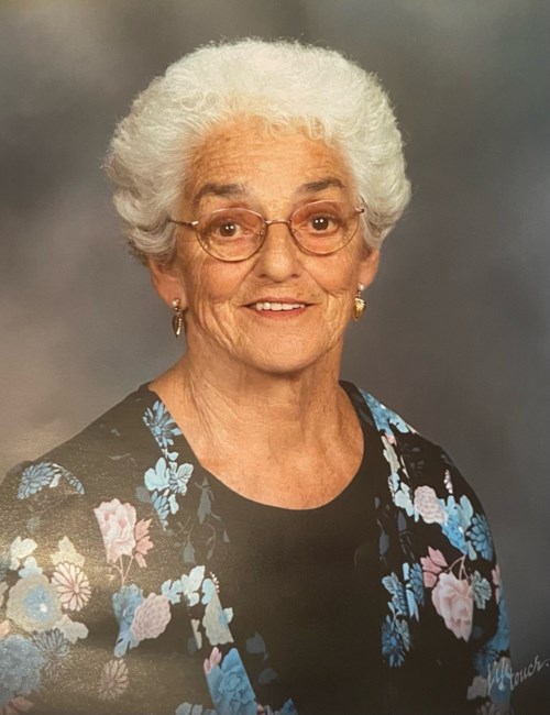 Obituary of Marie Eileen MacInnis