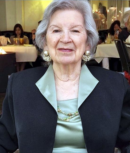 Obituary of Emilda Alvarez