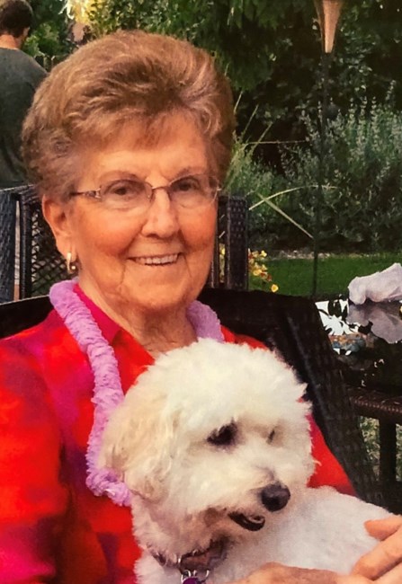 Obituary of Vivian Marie Grinolds