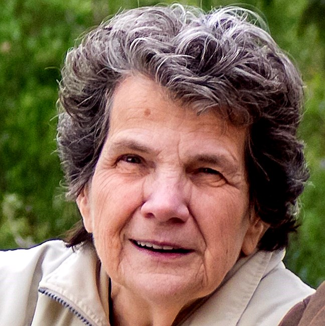 Obituary of Mariette Deguire