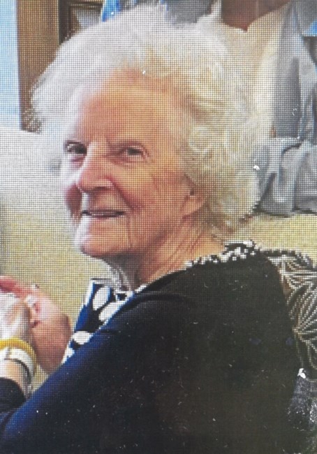 Obituary of Barbara Davis Camp