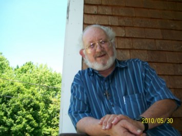 Obituary of Bruce Holzrichter