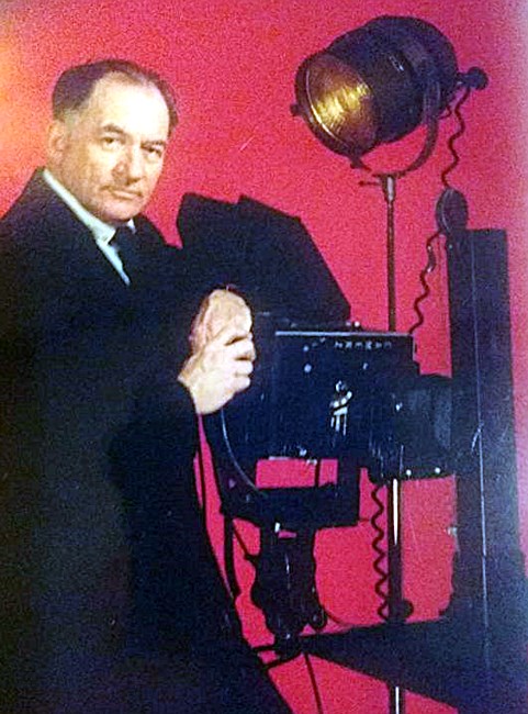 Obituario de Emmett Stuart Jr.