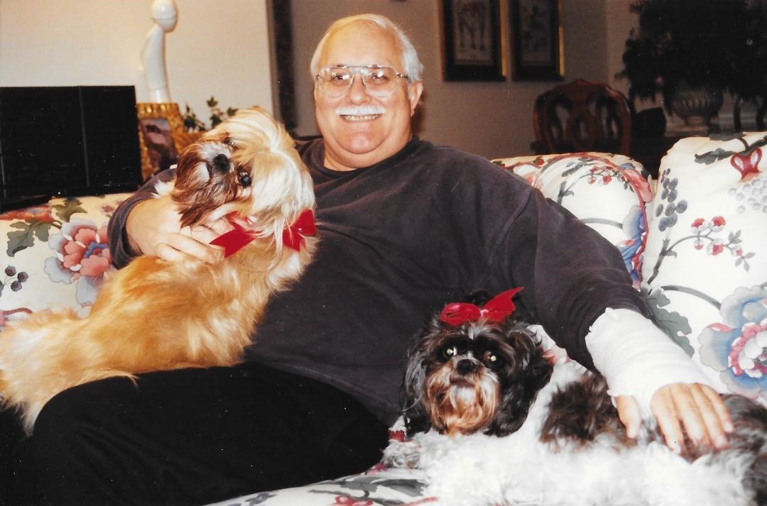 Obituario de James Ray Hall