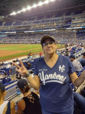 Obituario de Lori Hope Themis