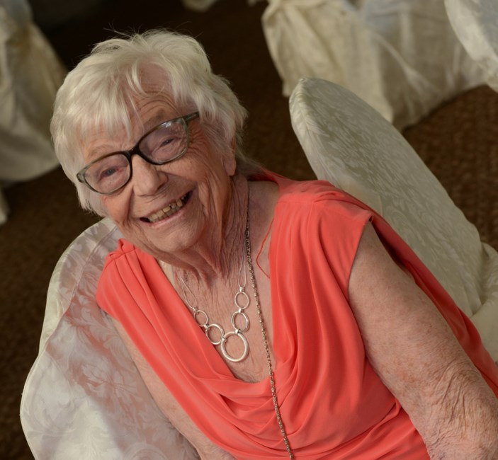 Obituary of Muriel Elizabeth Mawhinney Williams