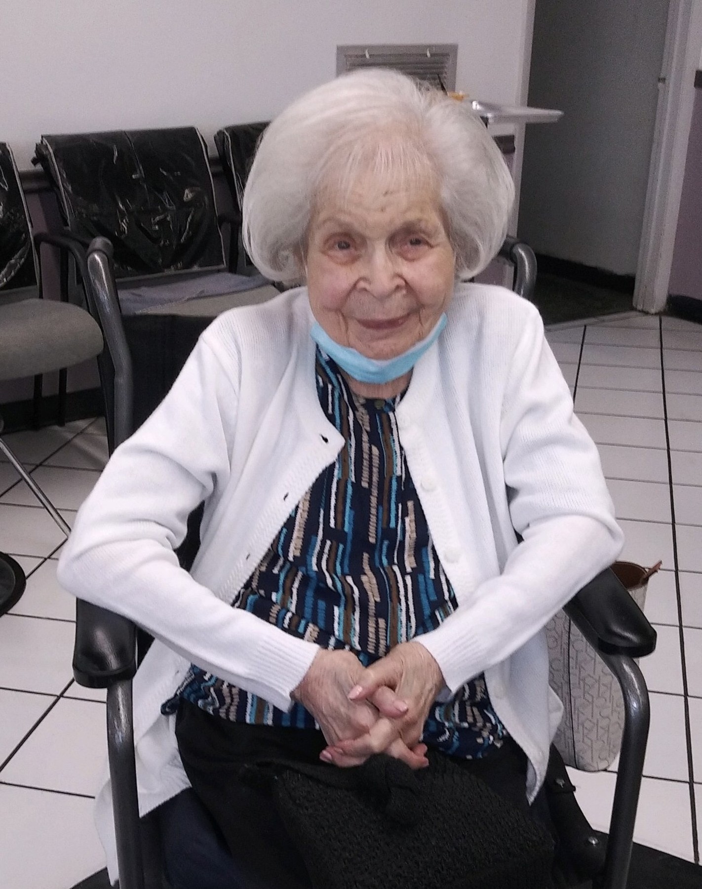 Obituary of Beatrice Greenhause