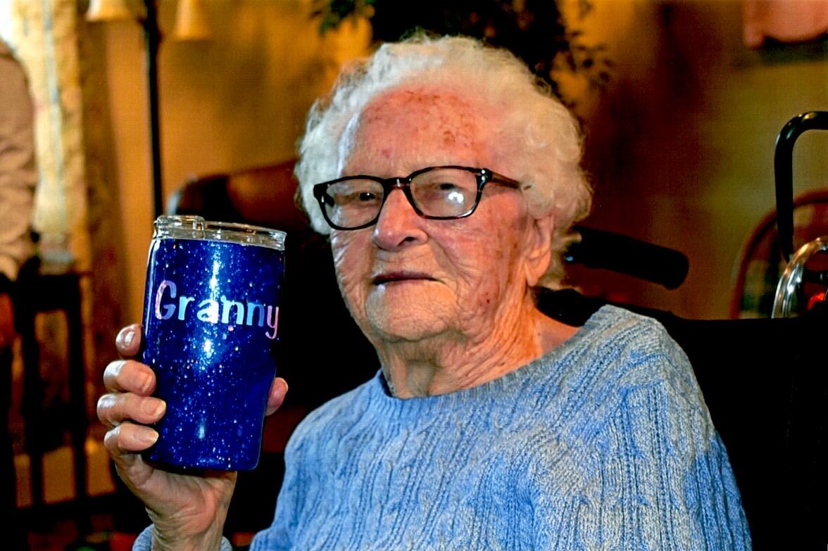 Obituario de Margaret "Granny" Hawkins