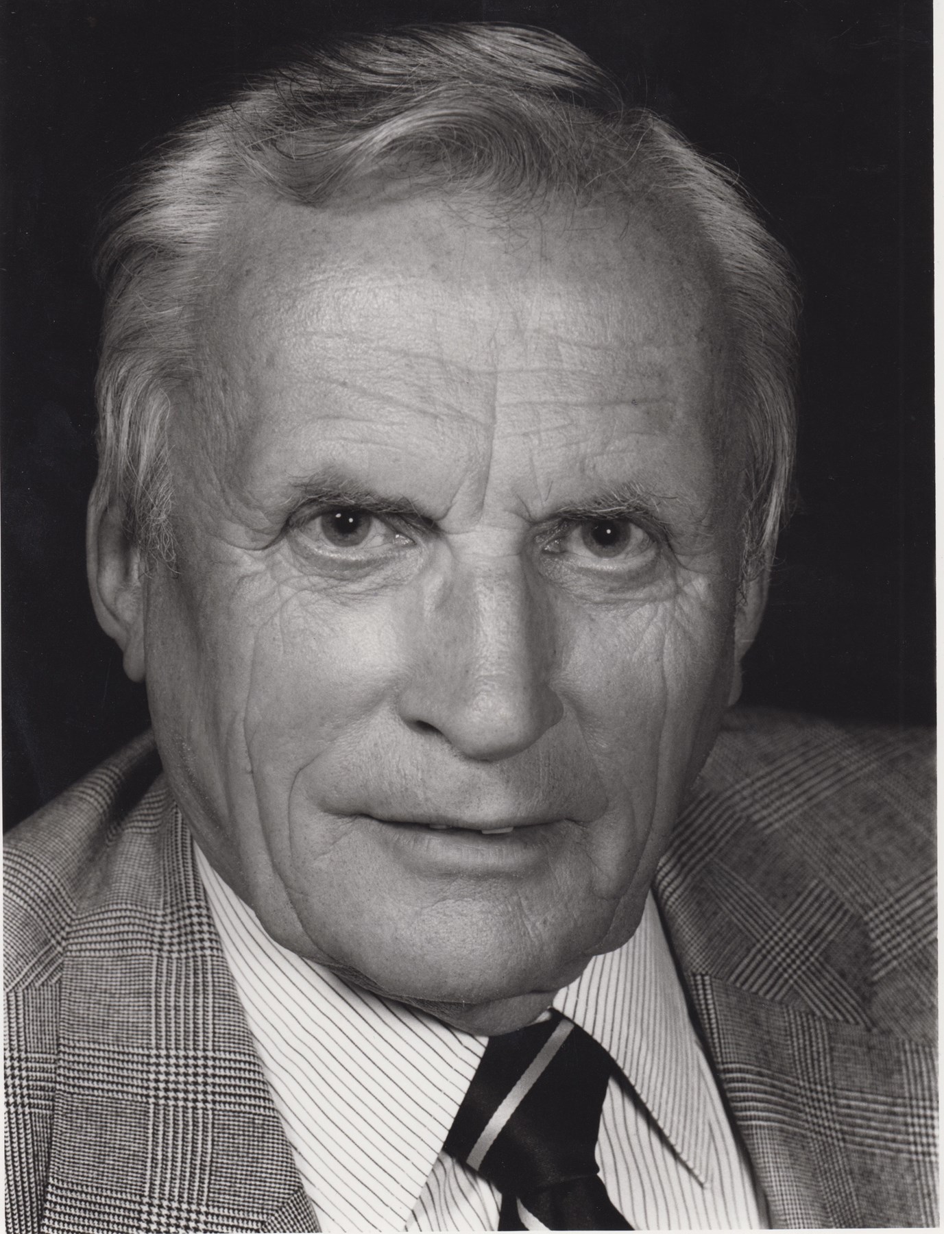 Obituario de Mr. William Alan Davidson