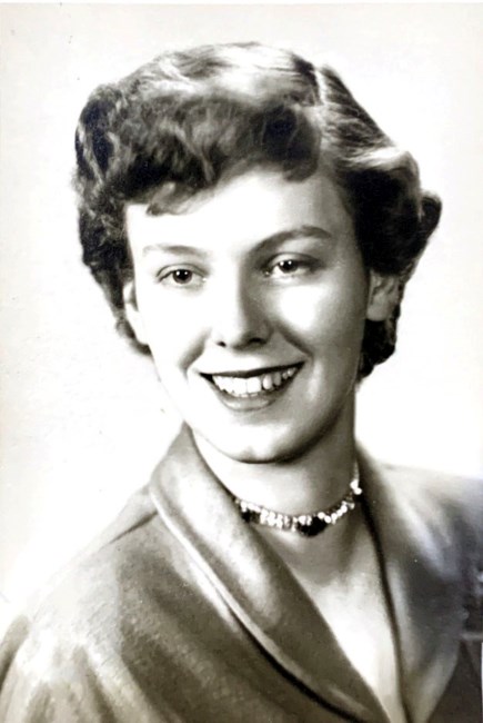 Obituario de Evelyn R. Mitchell