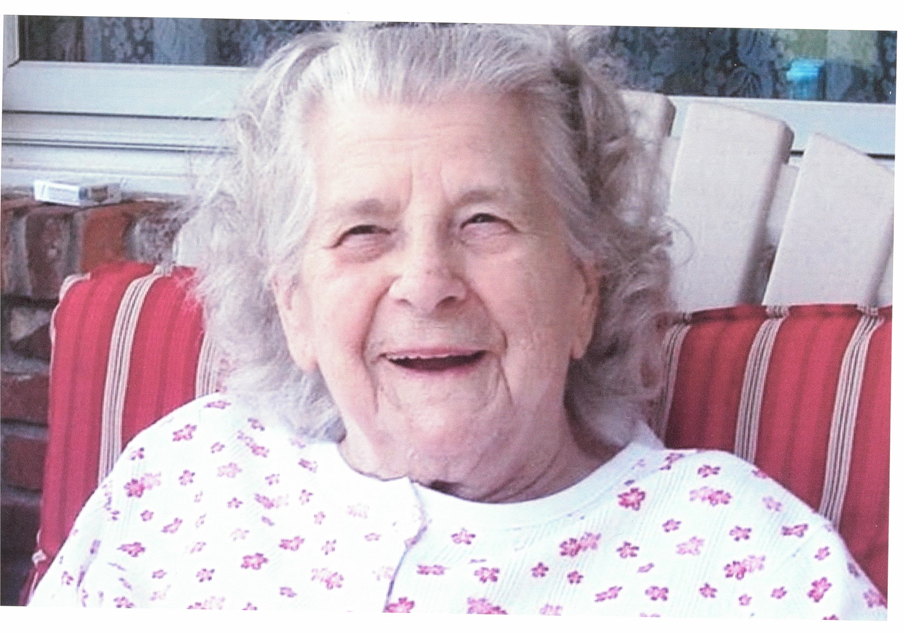 Obituary of Lorraine Smith