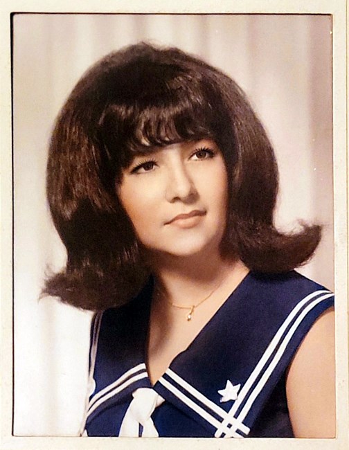 Obituary of Reynalda "Reyna" Guadalupe Ulloa Guerrero